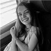 Doy clases particulares de todas las materias de ESO y Educación Primaria. Me desplazo al domicilio